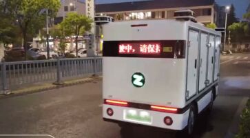 Continuous operation and efficient maintenance Unmanned security vehicle Effectively dealing with adverse weather conditions