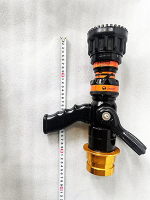 Pistola ad acqua multifunzione 8L resistente alle alte temperature e anti-caduta