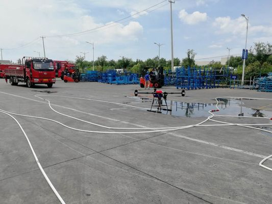 Quattro fuchi dell'attrezzatura anti-incendio del rotore di asse otto nel corpo nazionale dei vigili del fuoco